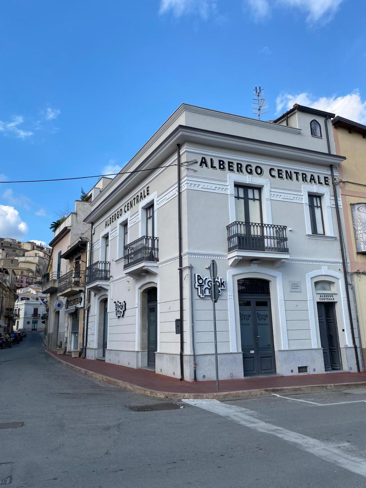 B&B Albergo Centrale Gioiosa Ionica Εξωτερικό φωτογραφία